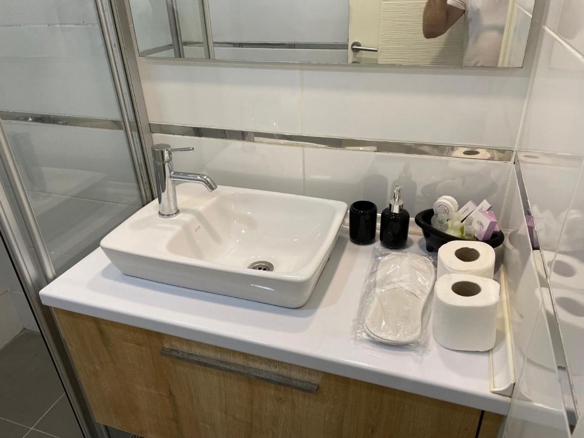Апартаменти Girne Merkez Cozy 2+1 Daire Wifi +Netflix Екстер'єр фото